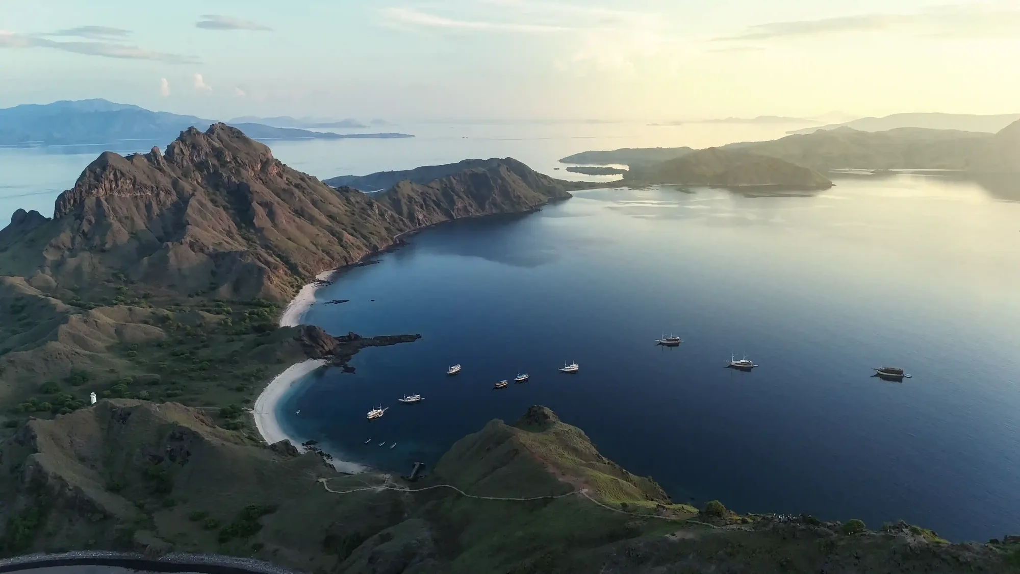 Padar Island Hike: Steps, Time & Difficulty
